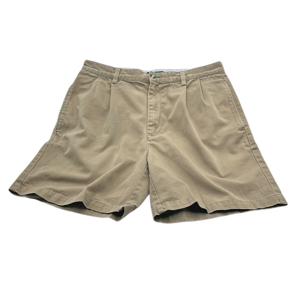 Vintage Tommy‎ Hilfiger Men's Khaki Shorts size 33 pleated front 4 pockets (A50)
